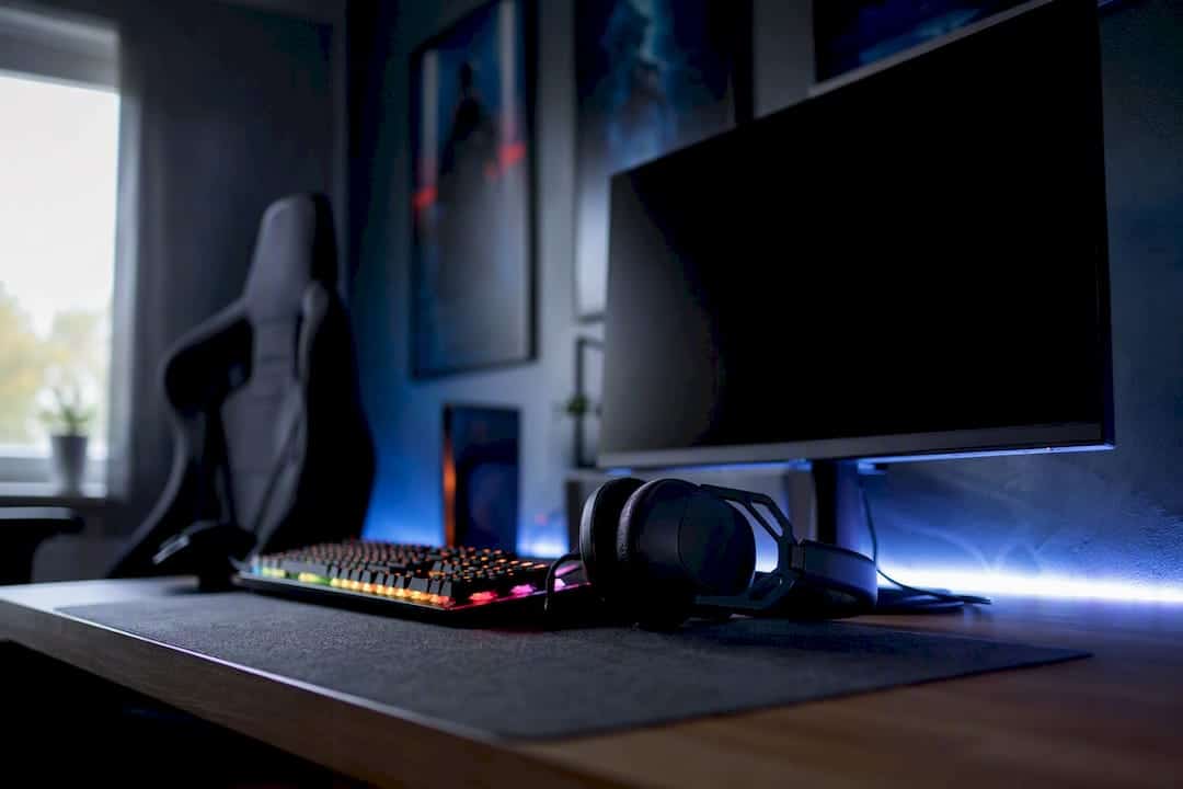 Stijlvolle gamingmonitor inclusief handige accessoires voor gamers
